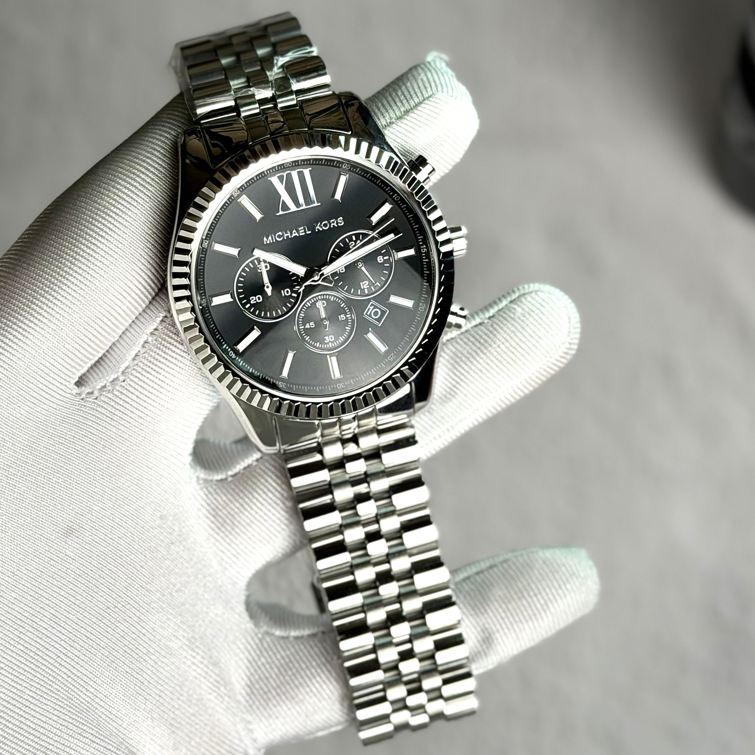 MICHAEL KORS